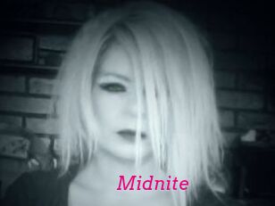Midnite Baise Mature