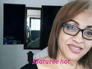 Maturee_hot